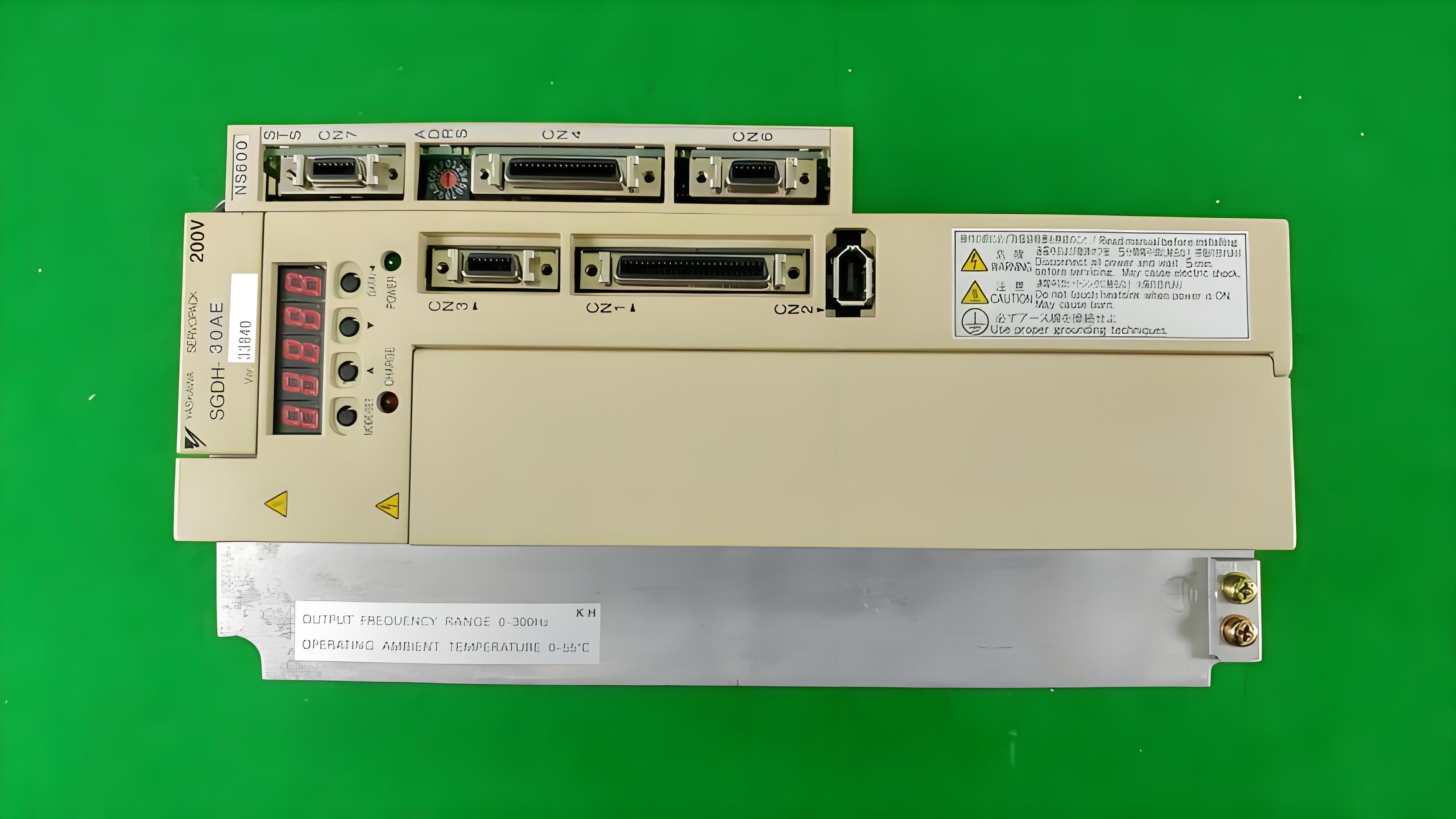 安川驅(qū)動器維修.jpg 安川驅(qū)動器維修.jpg